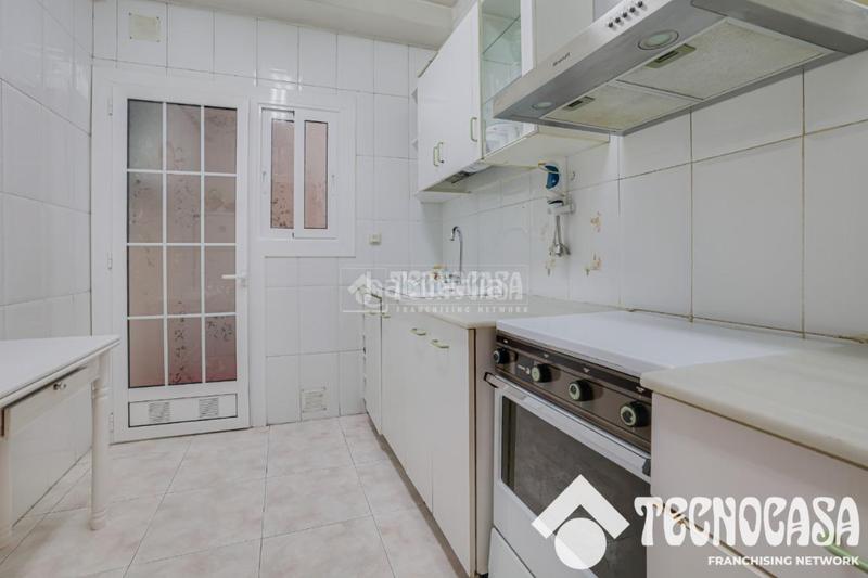 Foto 3ad3a99e-3db1-43ba-b6ae-c61041f89f55. Appartement dans La Bordeta Barcelona