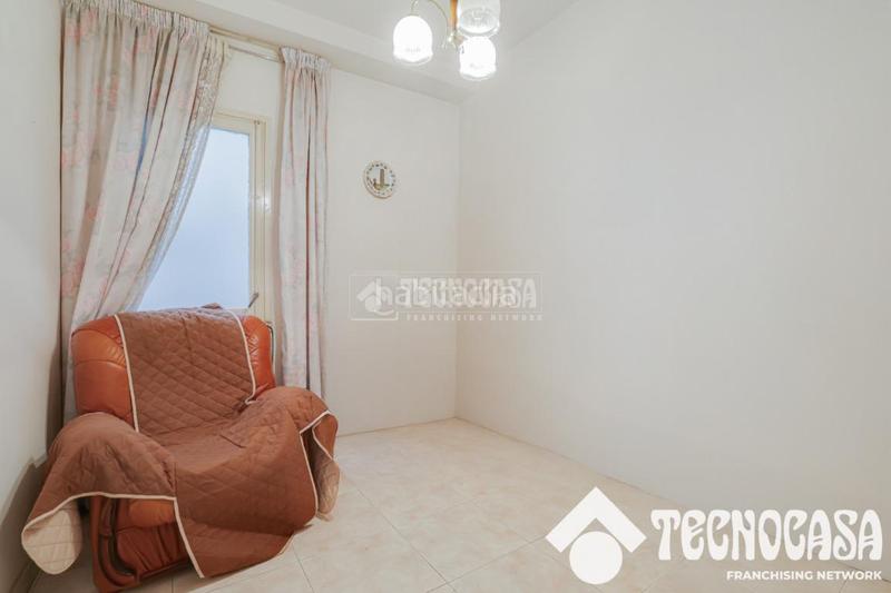 Foto 4af51c10-e4d1-4a30-bf05-d4257854a761. Appartement dans La Bordeta Barcelona