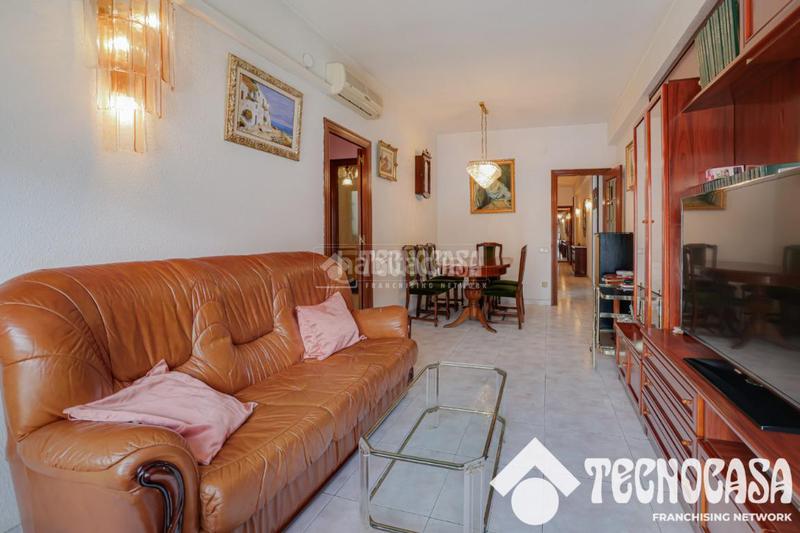 Foto 5d3d0242-3df3-4f3b-9420-fcc76ff5d5d3. Appartement dans La Bordeta Barcelona