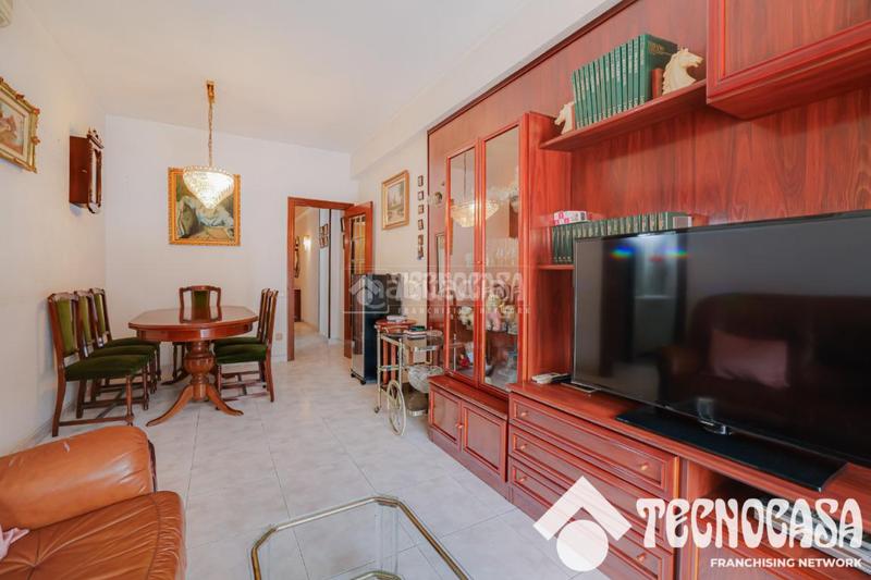 Foto f816728a-c297-4ecf-aabe-da9a44213a1b. Appartement dans La Bordeta Barcelona