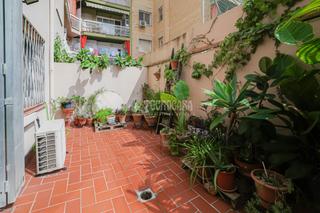 Flat in La Bordeta. Piso en venta en barcelona