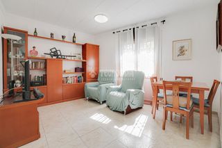 Pis a La Bordeta. Piso en venta en barcelona