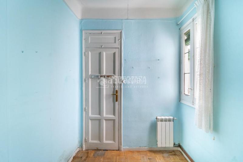 Foto 4b049dd6-d690-4ed4-a93e-b134e9db2d23. Piso  en venta en Embajadores-Lavapiés Madrid