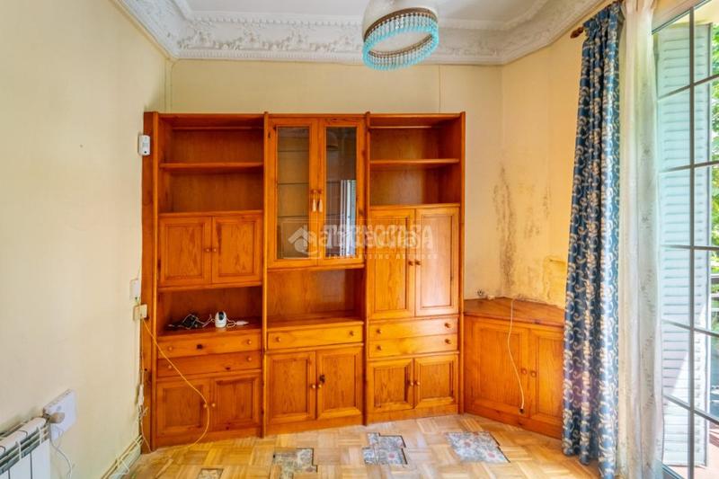 Foto 9ea8af2f-9d40-41bd-9db2-4ce34e5aa018. Piso  en venta en Embajadores-Lavapiés Madrid