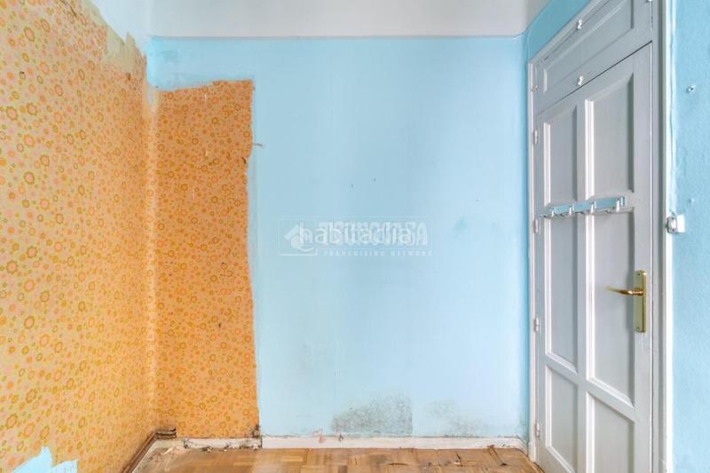 Foto dfdc833c-8c01-4e88-ab18-22ef1e04135a. Piso  en venta en Embajadores-Lavapiés Madrid