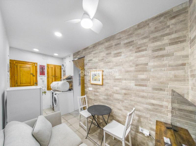 Foto b4a0dee3-c9ad-4ed9-bfd4-f4fee6fe1017. Piso  en venta en Embajadores-Lavapiés Madrid