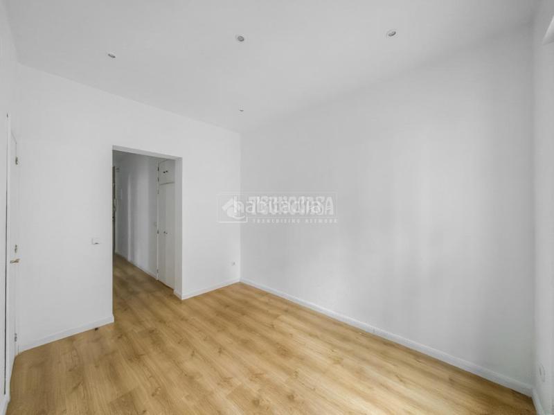 Foto 3ec6a797-1632-4a02-aa06-f945d7abe4a9. Alquiler piso  en alquiler en Embajadores-Lavapiés Madrid