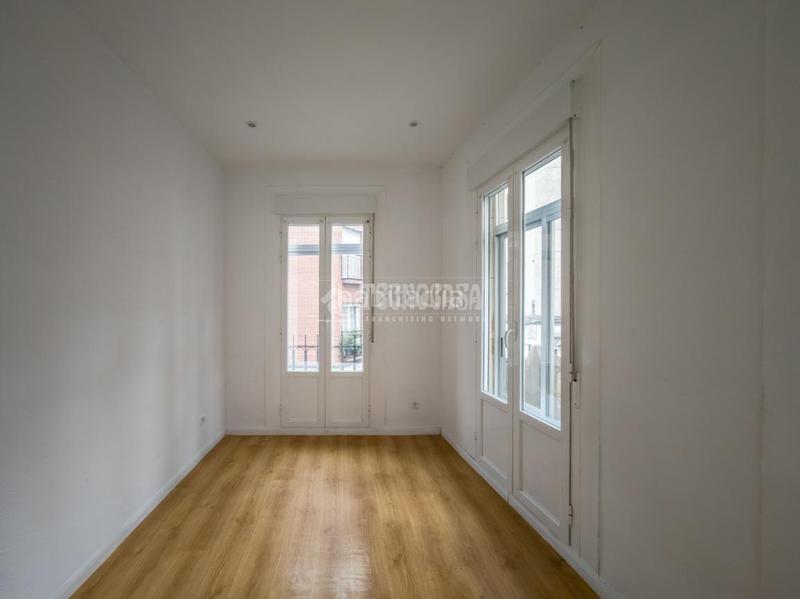 Foto 9edb8b8f-4914-407a-847d-c6090327af14. Miete etagenwohnung in Embajadores-Lavapiés Madrid