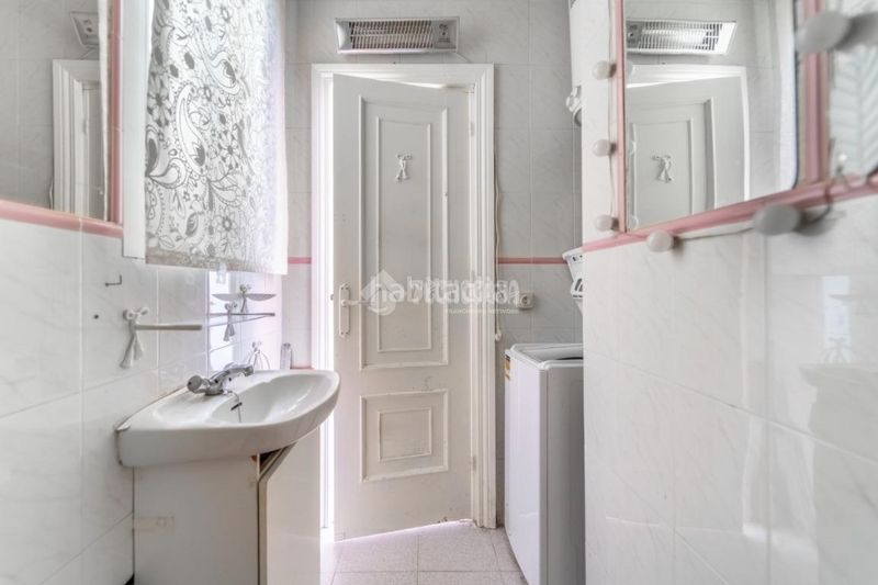 Foto 0223fe95-ef90-465a-bd79-b3208119f89b. Piso  en venta en Embajadores-Lavapiés Madrid