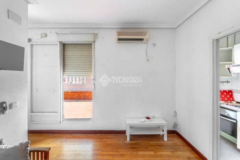 Foto 993d971b-f3a8-4923-9be9-26326f3b37d4. Piso  en venta en Embajadores-Lavapiés Madrid