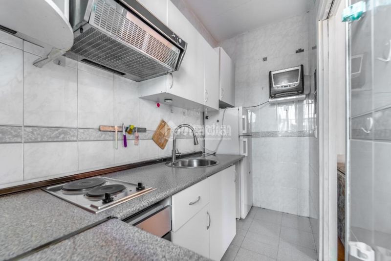 Foto ce645917-4012-4232-b966-c563ec1d1787. Piso  en venta en Embajadores-Lavapiés Madrid