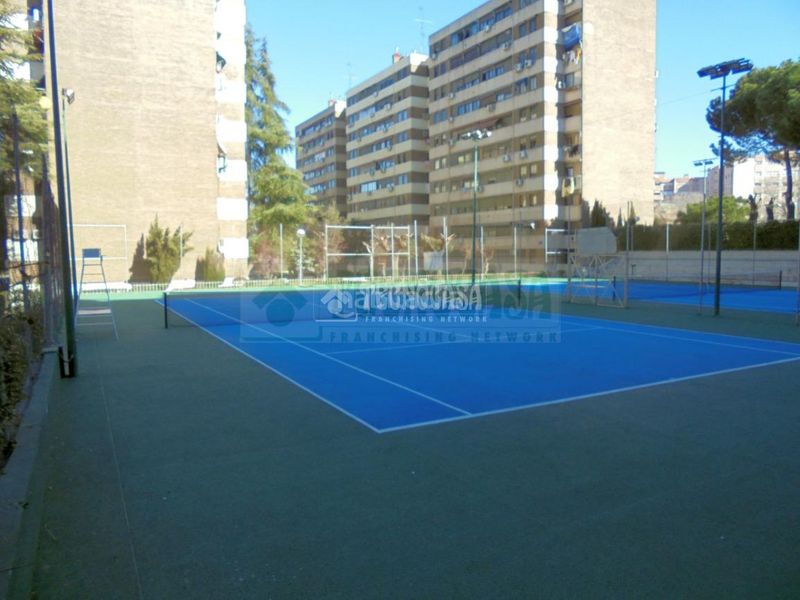 Foto 6d84e8b3-88d3-4eee-aa0b-23c9c27d9cb7. Pis amb piscina a Fuenlabrada ii-el molino Fuenlabrada