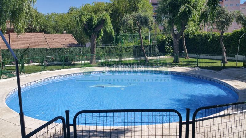 Foto 71f903c2-9225-46ec-8941-35118adafbf2. Pis amb piscina a Fuenlabrada ii-el molino Fuenlabrada