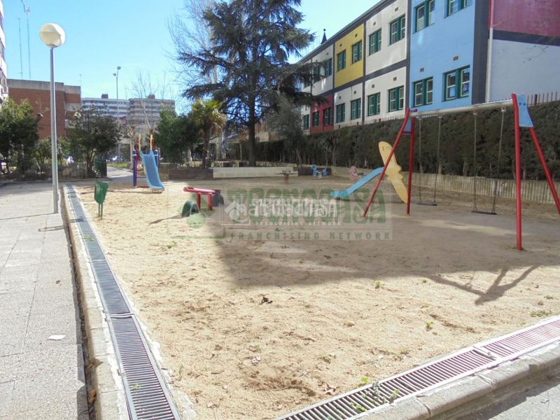 Foto 9649a0fb-c953-462a-ba6b-fee9e7a9c169. Pis amb piscina a Fuenlabrada ii-el molino Fuenlabrada