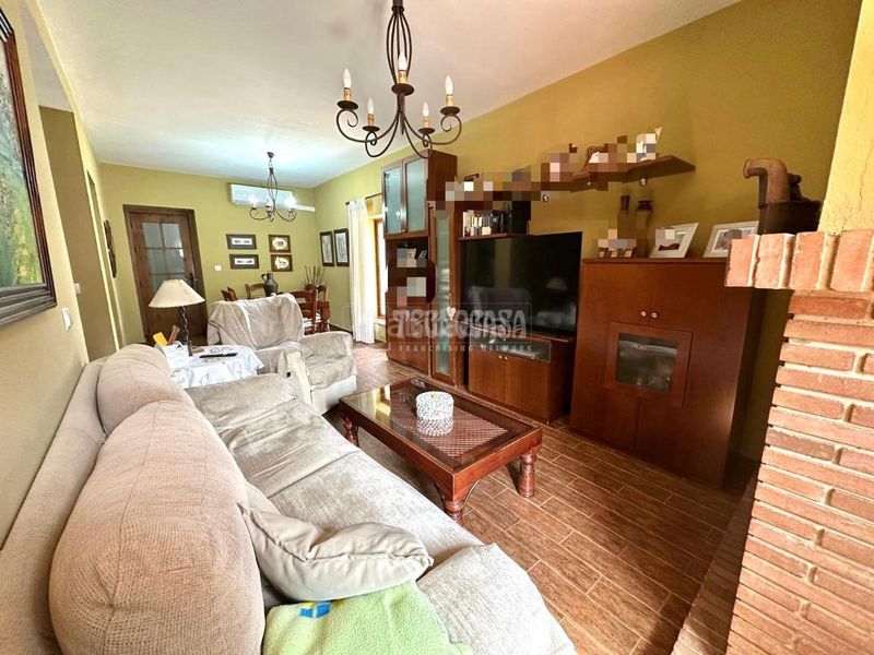 Foto 3be0130c-dd32-4f86-b520-36b2c0ce6ac9. Casa amb aparcament a Centro Jerez de la Frontera