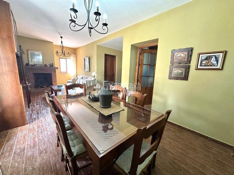 Foto 5d065b99-6264-40ad-8c45-121f1d6a156a. Casa amb aparcament a Centro Jerez de la Frontera