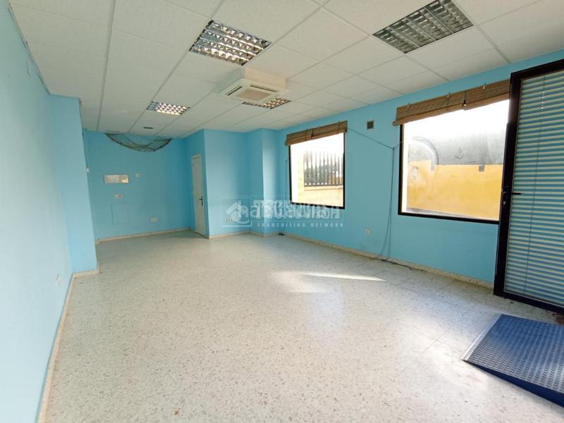 Foto abc94146-e119-4ac3-90e9-0106b7112dcb. Locale commerciale con riscaldamento in Chapín - Campus Universitario - Navinco Jerez de la Frontera