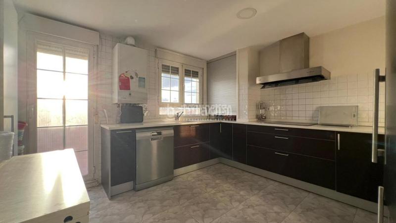 Foto 311bb7a4-a300-451d-8395-4fa05bcbd1d6. Rent flat with heating in Pinar del Rey Madrid