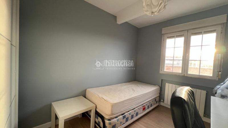 Foto 5b35314b-e921-4ec6-b2b3-88d8615c7eaa. Rent flat with heating in Pinar del Rey Madrid