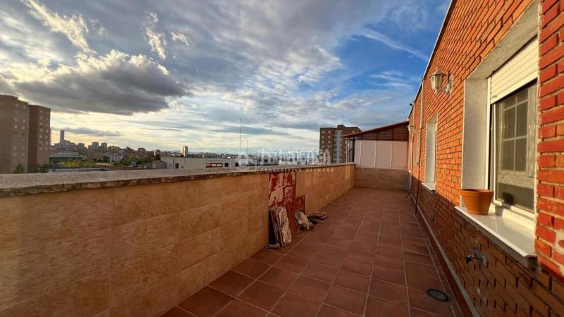 Foto 9fea99ec-30a4-4408-94df-6859a52141bc. Rent flat with heating in Pinar del Rey Madrid