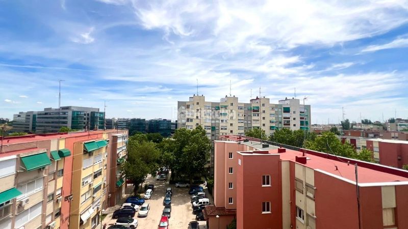 Foto f629a0ba-9bfe-4a81-aa57-1d36033afba3. Pis a Pinar del Rey Madrid