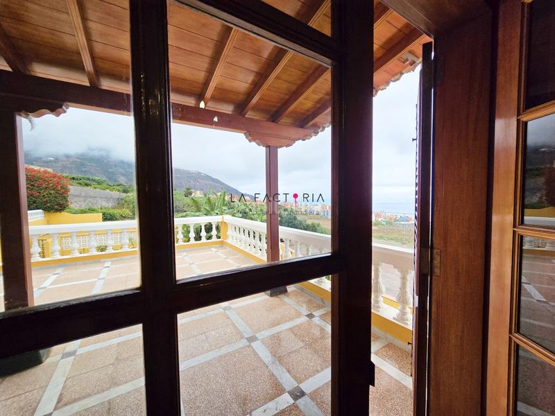 Foto 5d07143f-cf24-406d-bed7-1e8a0cd0c50b. Chalet avec cheminée parking dans Los Realejos pueblo Realejos (Los)