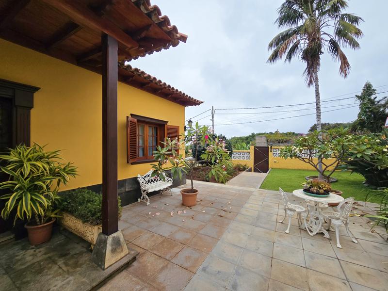 Foto 9875eb74-0f28-4911-9318-ce1b82aed2e5. Chalet avec cheminée parking dans Los Realejos pueblo Realejos (Los)