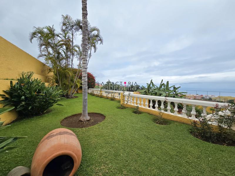 Foto b1ef9ca5-443a-4625-9a9e-c93a46546d10. Chalet avec cheminée parking dans Los Realejos pueblo Realejos (Los)