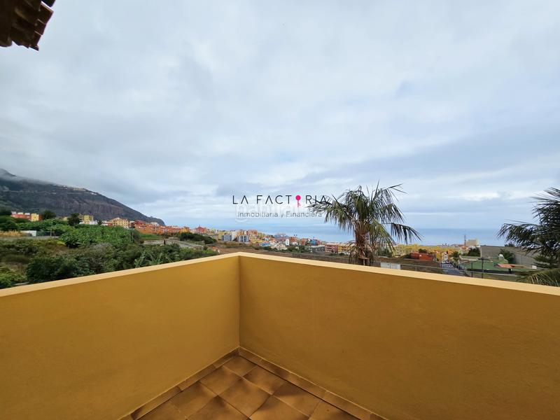 Foto c972c59c-7acd-4808-8d9c-45c8c450d2b6. Chalet avec cheminée parking dans Los Realejos pueblo Realejos (Los)