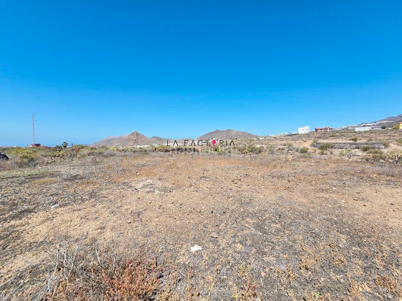 Foto 07f43f4b-f57d-4afb-bb9e-48e6e3b33e48. Finca rústica a Buzanada Arona