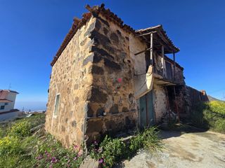 Finca rústica en Vilaflor. Impresionante finca rustica con vistas al mar - tanque y cuarto
