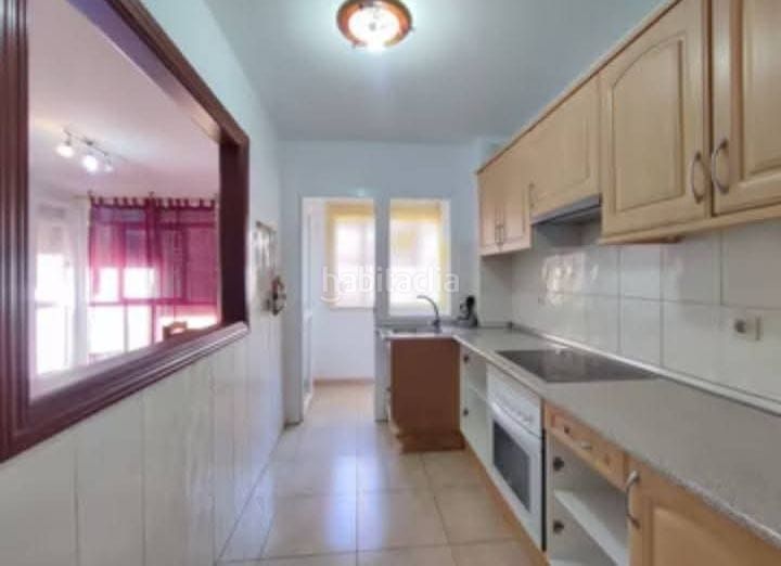 Foto 6a6e6dfb-b12d-46f8-9fb3-5adf1556669d. Etagenwohnung in calle la trujilla 7 in Cabo Blanco Arona