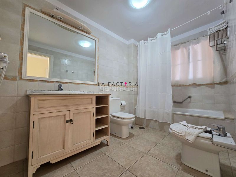 Foto 1c149b31-c076-469c-844e-ec1b621df898. Apartament a calle meandro 1 a Los Cristianos Arona