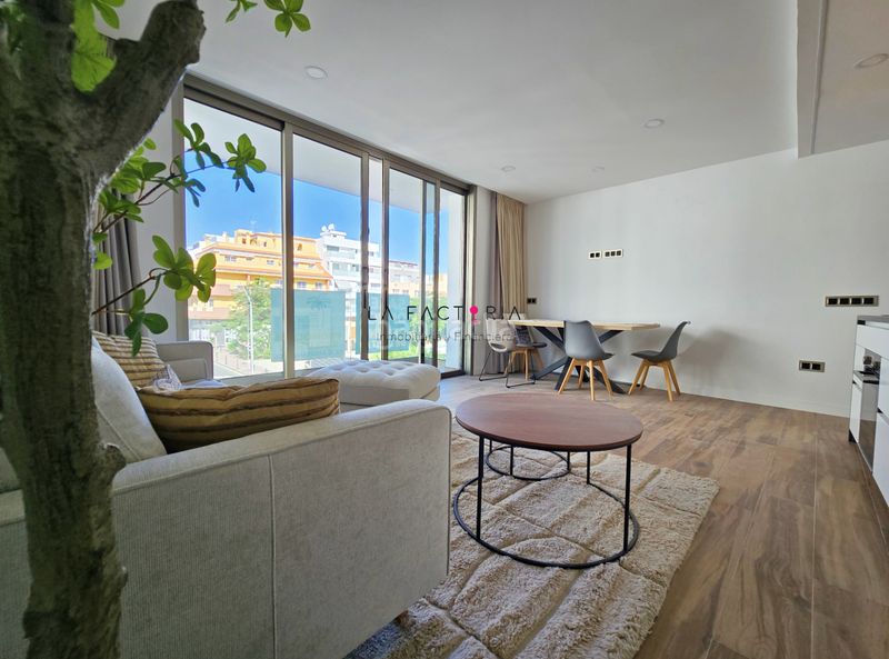 Foto 06b76639-c7b2-493e-911d-935ac36203b2. Pis amb piscina a Puerto de Santiago Santiago del Teide