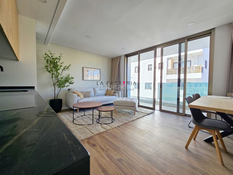 Foto 390329c0-5976-45f5-b9b2-e54fa886b12b. Pis amb piscina a Puerto de Santiago Santiago del Teide