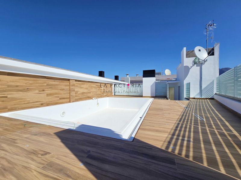 Foto dafde79b-c478-4f51-b688-a7f00966e753. Pis amb piscina a Puerto de Santiago Santiago del Teide