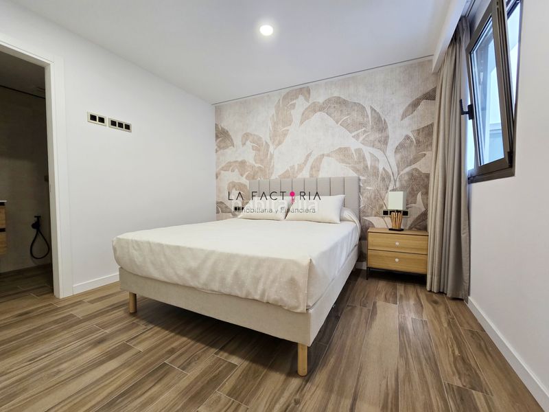 Foto f4a9f92f-f4fe-4de1-bfe2-3bfdeebbc9e0. Pis amb piscina a Puerto de Santiago Santiago del Teide