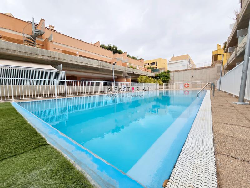 Foto 29ce7819-86bf-48eb-8bf5-497565360086. Appartement avec parking piscine dans Llano del Camello San Miguel de Abona