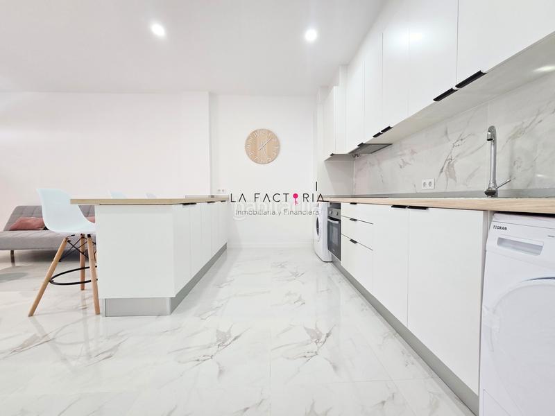 Foto ae49ff1c-492c-46a4-8767-aa78c1418dd1. Appartement avec parking piscine dans Cabo Blanco Arona