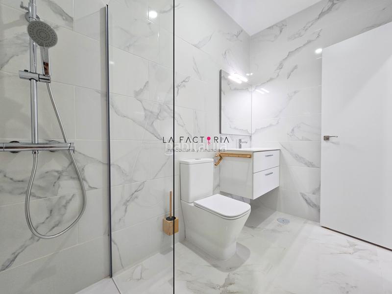 Foto dadb94c1-bc4b-431f-bf2b-8f0ea75cce6d. Appartement avec parking piscine dans Cabo Blanco Arona