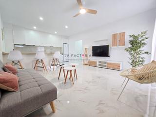 Location Appartement à Cabo Blanco. Alquiler larga temporada piso con piscina