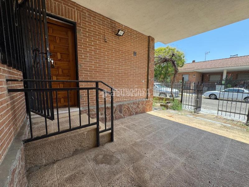 Foto 0108f1a8-a670-498c-8b1b-226cbd9e8c0e. Casa  en venta en La Paloma-Asfain Azuqueca de Henares