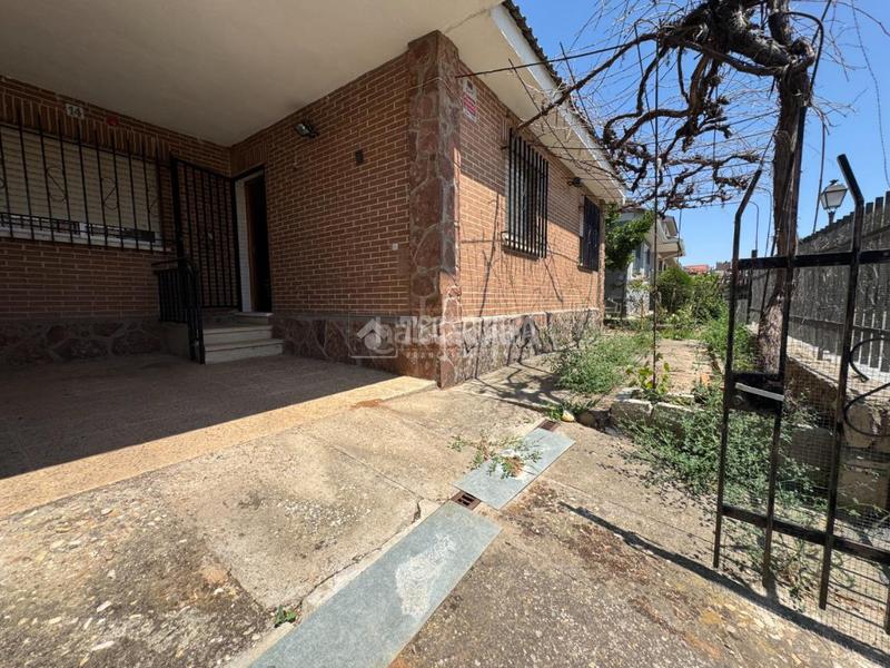 Foto e66ef81f-6883-4aa0-9462-5993997c6433. Casa  en venta en La Paloma-Asfain Azuqueca de Henares