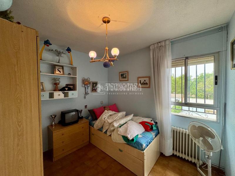 Foto fe9f04d5-f3c0-4d17-b4de-1b1f4dce8489. Casa bifamiliare in La Paloma-Asfain Azuqueca de Henares