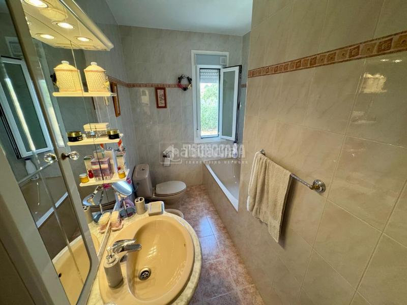 Foto 7d2ac52a-43b5-4bfe-8ba7-1cb910dc1112. Casa  en venta en Villanueva de la Torre