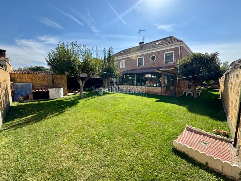 Foto 82681520-e877-457e-9673-a0adb5856efc. Casa pareada casa en venta en Vallehermoso Azuqueca de Henares