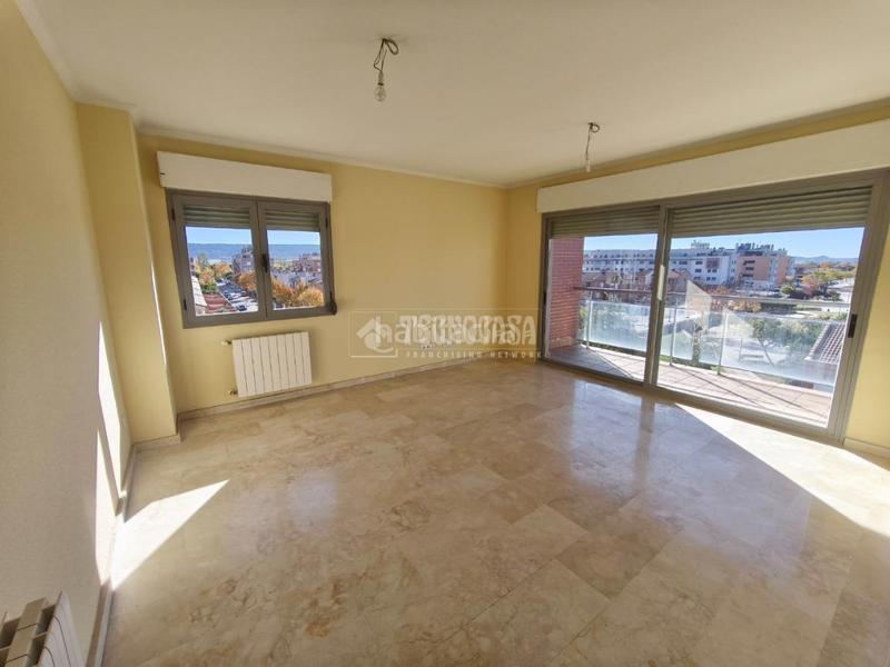 Foto 34257ab7-d042-4040-a002-1f19da3a220c. Pis amb calefacció aparcament a La Paloma-Asfain Azuqueca de Henares