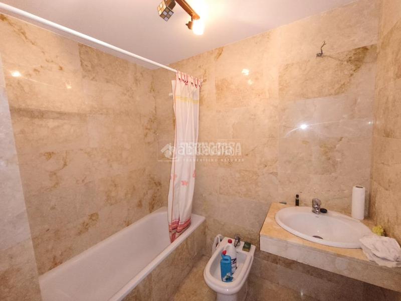 Foto c7d77590-c51f-4aa9-bbd8-ff94b6f7b552. Pis amb calefacció aparcament a La Paloma-Asfain Azuqueca de Henares