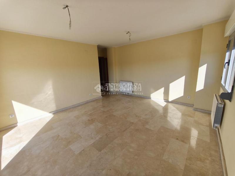 Foto c837d1ad-47fc-49c1-b668-8356d9dfaf06. Pis amb calefacció aparcament a La Paloma-Asfain Azuqueca de Henares