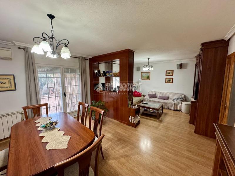 Foto c582f2e7-b30e-40d5-9fb6-993d7257a4b2. Casa aparellada amb calefacció a Villanueva de la Torre